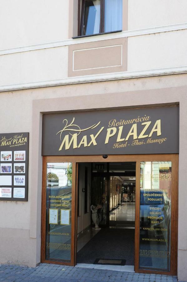 Hotel Maxplaza Trnava Luaran gambar